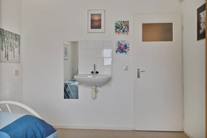 Foto 24 van Van Oosterzeestraat 12