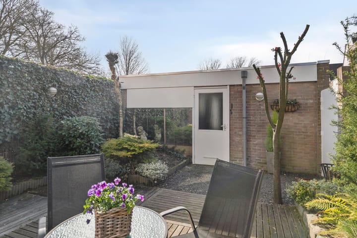 Foto 30 van Van Oosterzeestraat 12