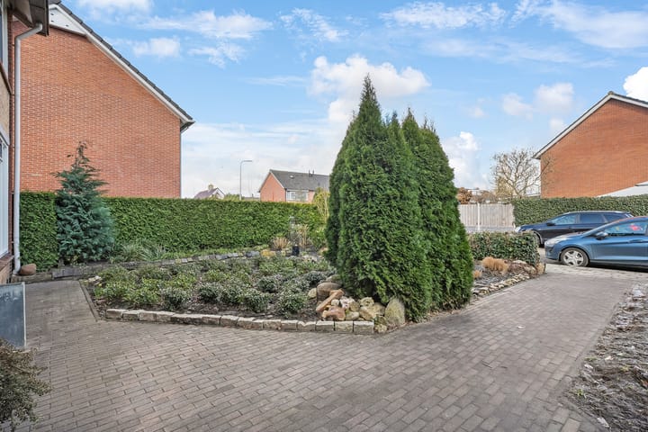 Foto 35 van Meeuwenstraat 10