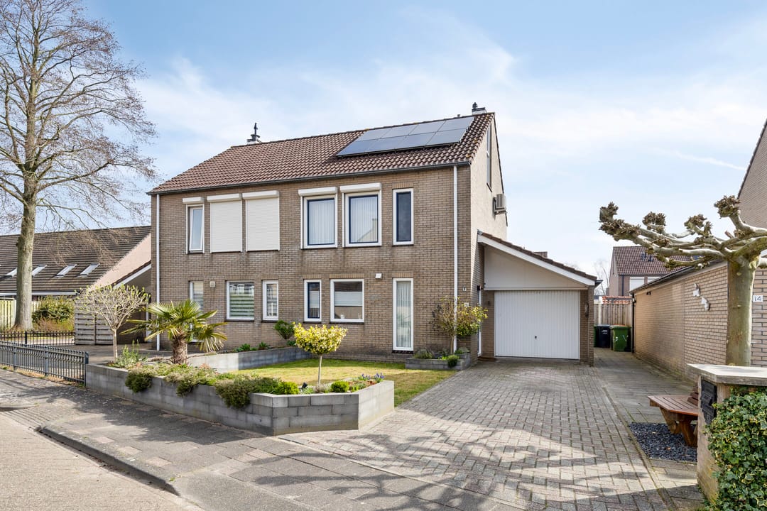 Photo 1 of Zuring 16