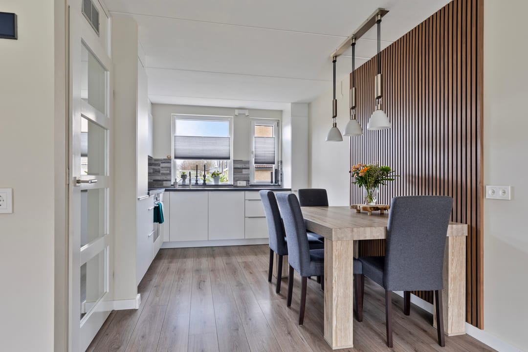 Photo 7 of Zuring 16