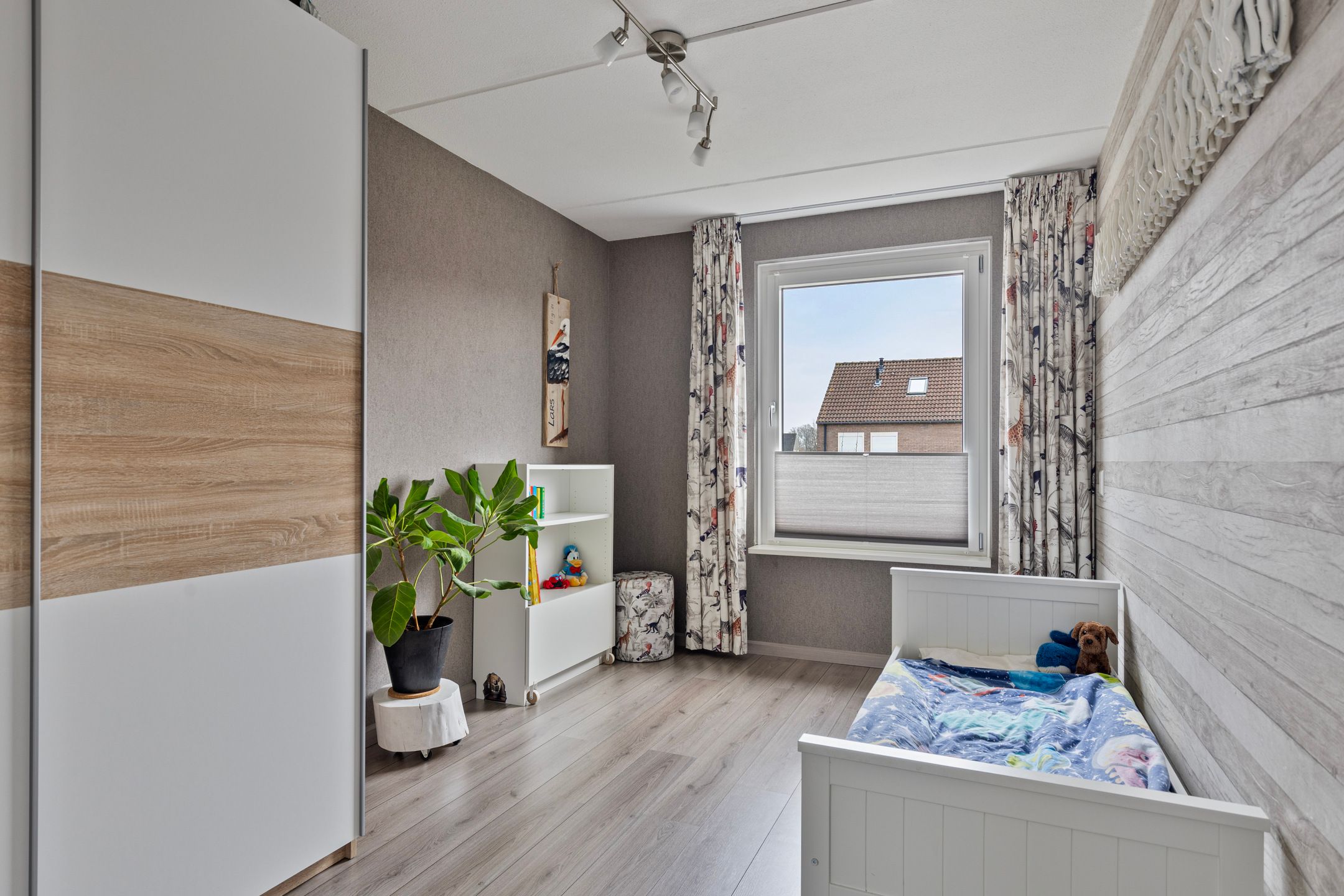 Photo 15 of Zuring 16