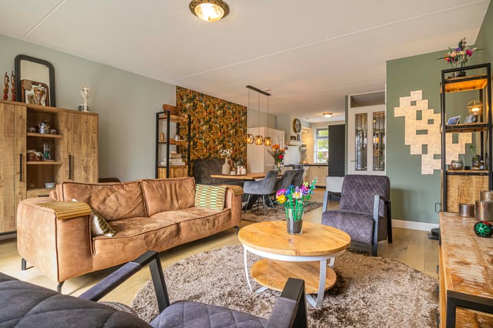 Foto 10 van Enkalaan 76