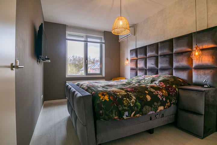 Foto 18 van Enkalaan 76