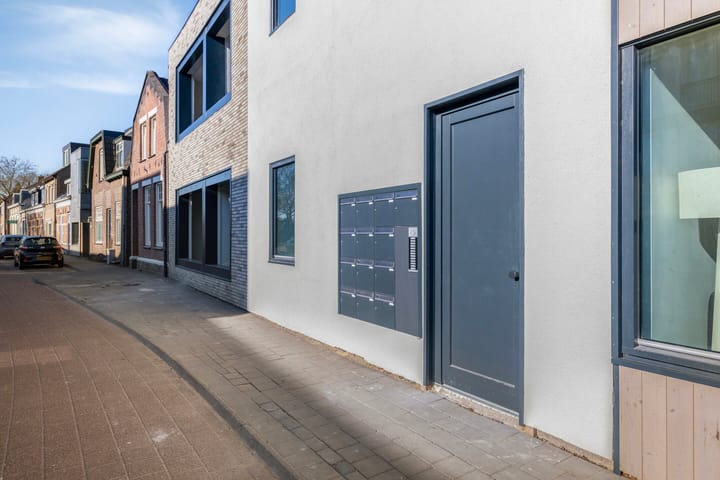 Foto 1 van Bredaseweg 38-C