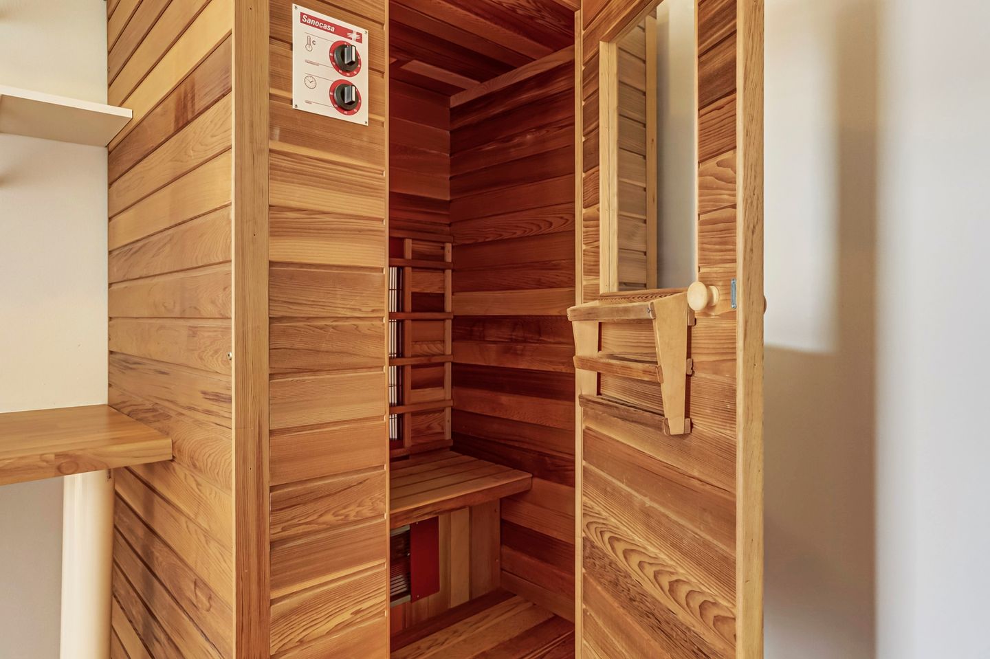 Foto 29 van Alberdingk Thijmlaan 3