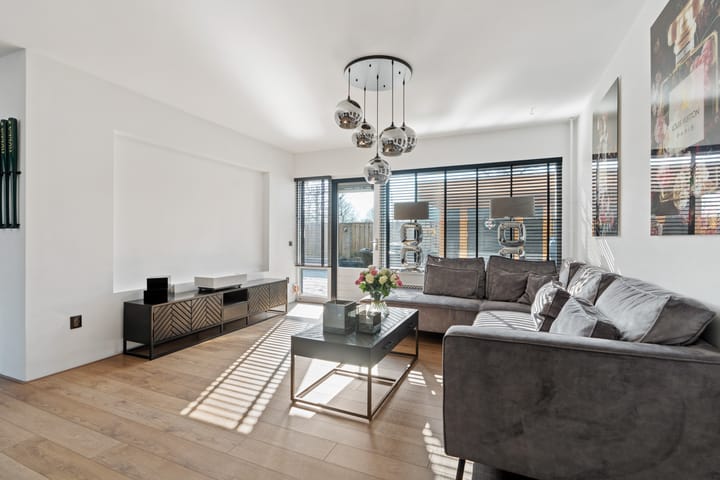 Foto 7 van Weezenhof 8266