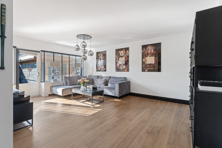 Foto 16 van Weezenhof 8266