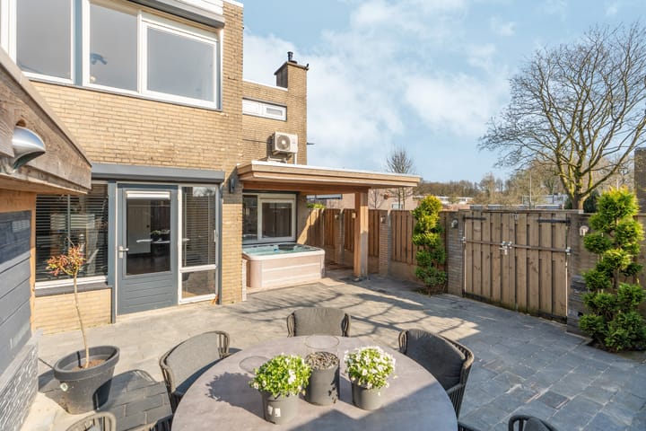 Foto 54 van Weezenhof 8266