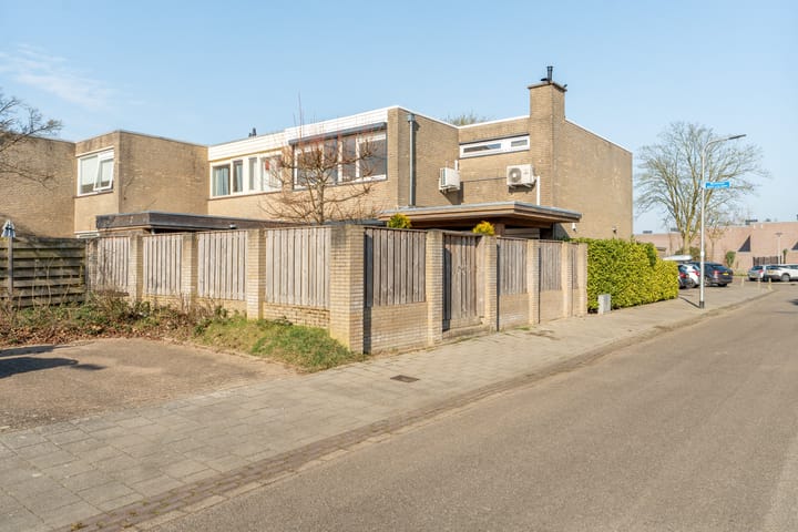 Foto 61 van Weezenhof 8266