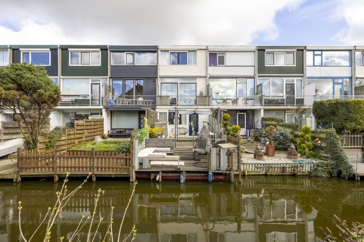 Photo 33 of Roerdompstraat 11