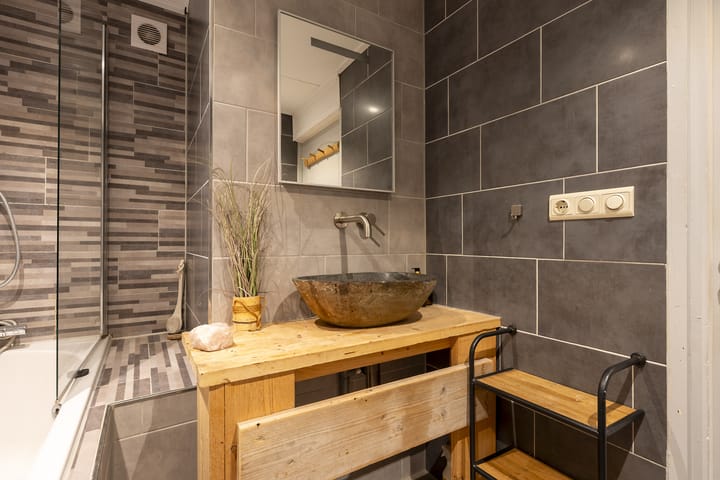 Photo 6 of Roerdompstraat 11