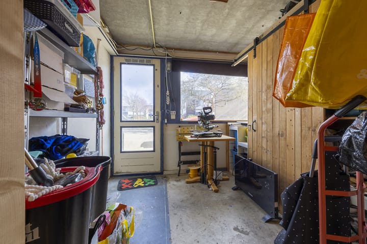 Photo 25 of Roerdompstraat 11