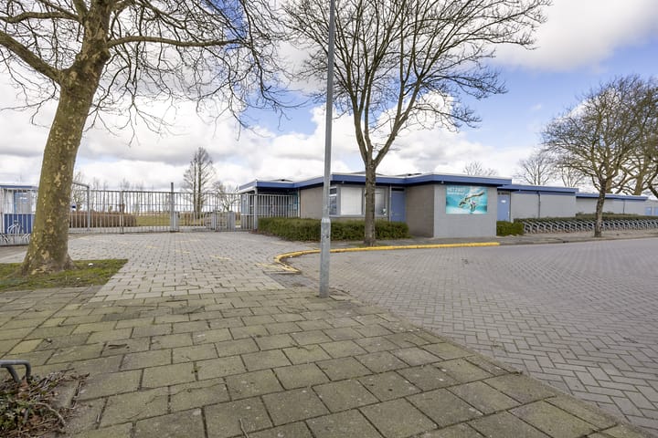 Photo 32 of Roerdompstraat 11