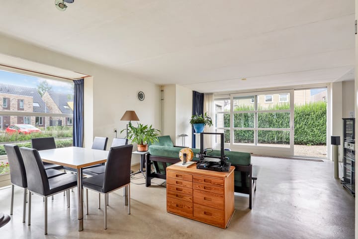 Photo 10 of Scheefkelk 22