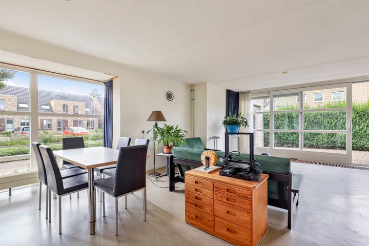 Photo 11 of Scheefkelk 22