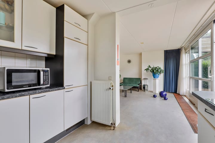 Photo 17 of Scheefkelk 22