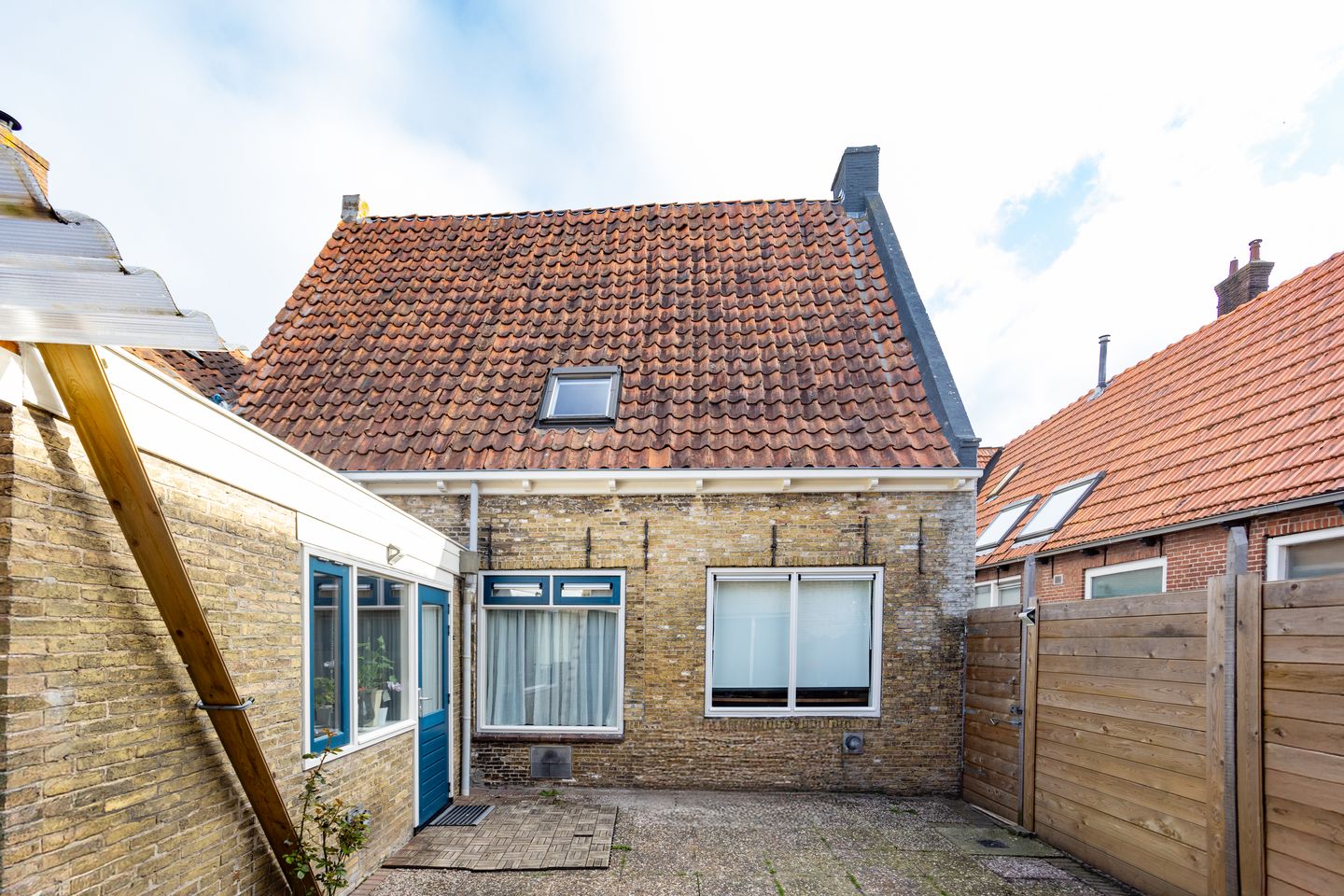 Foto 35 van Langebuorren 49