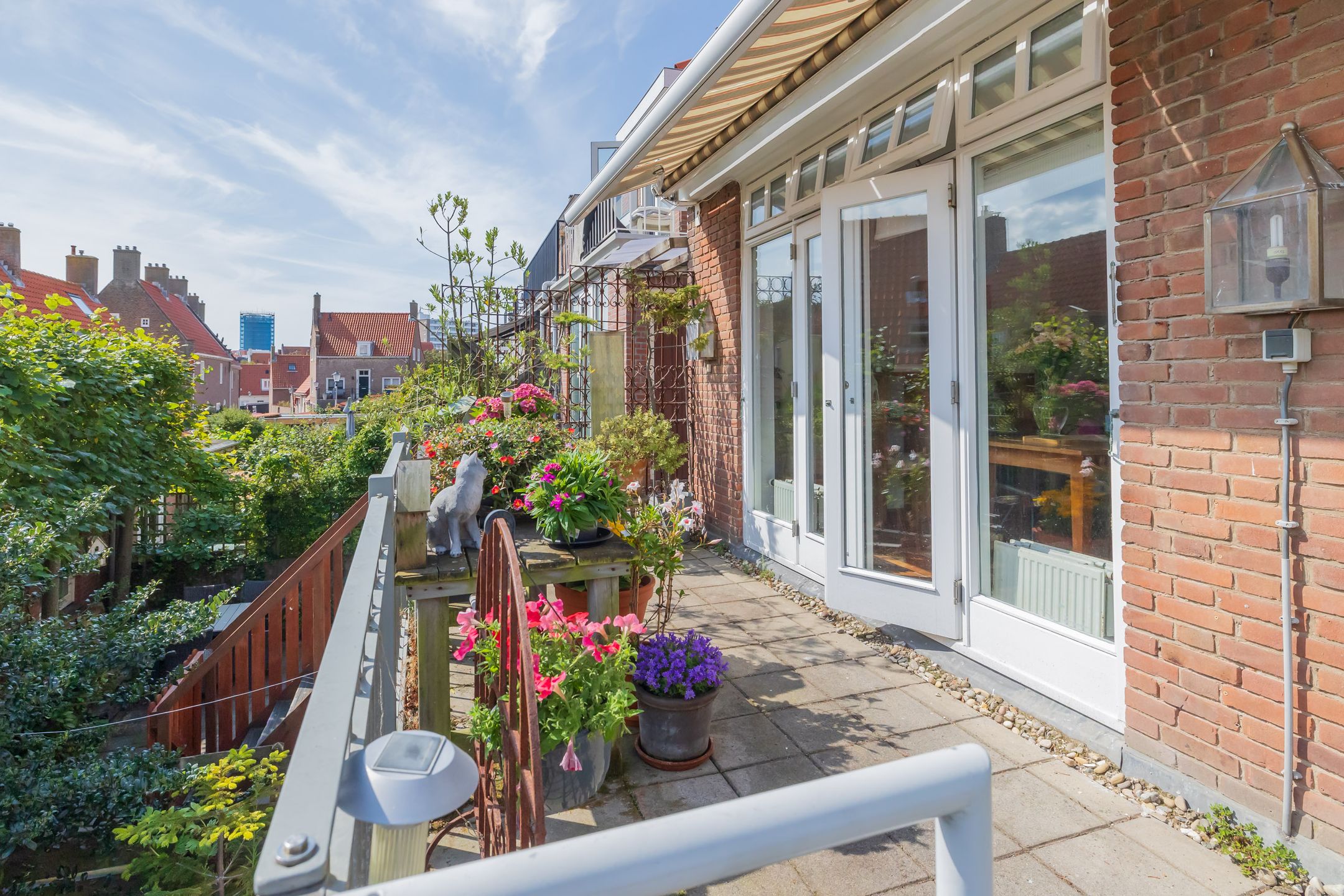 Foto 21 van Burgemeester Engelbertsstraat 62