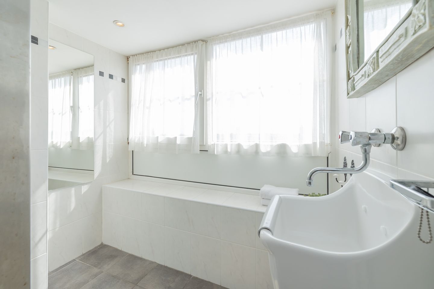 Foto 44 van Burgemeester Engelbertsstraat 62