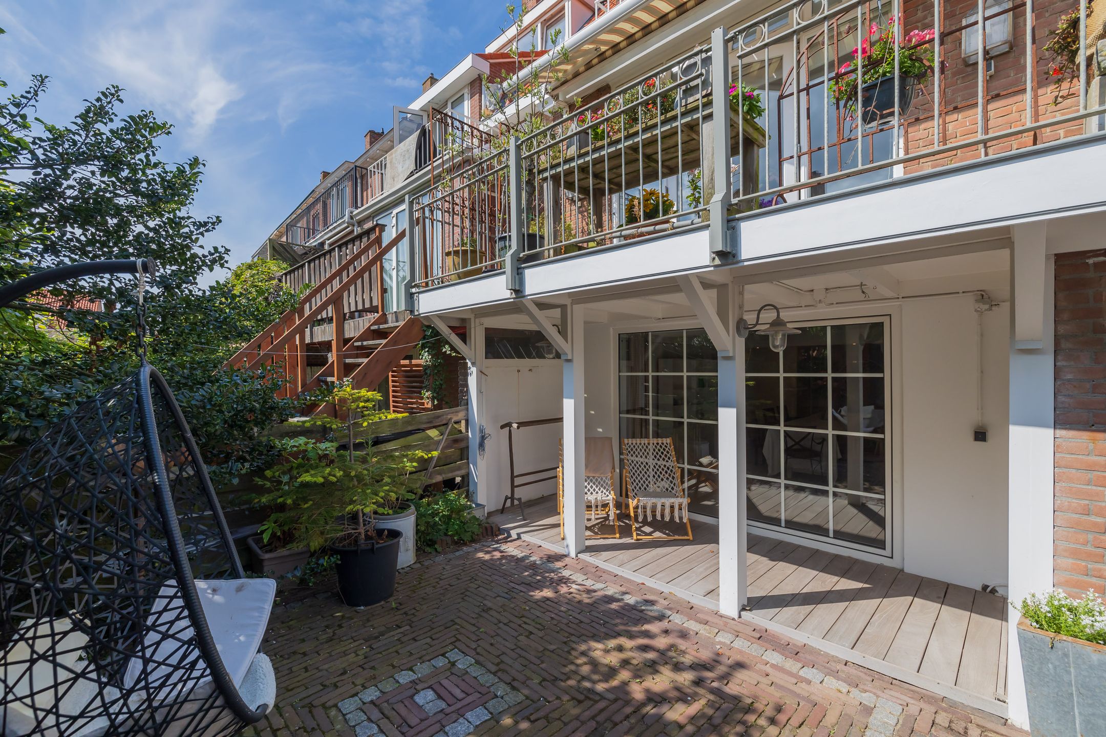 Foto 54 van Burgemeester Engelbertsstraat 62