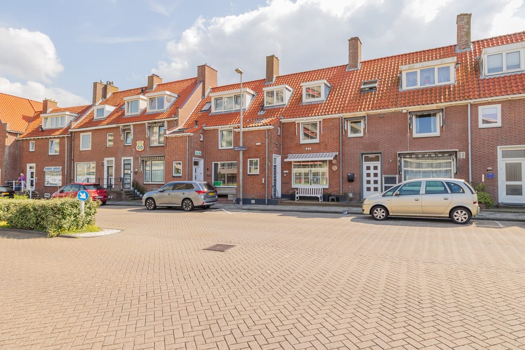 Foto 56 van Burgemeester Engelbertsstraat 62