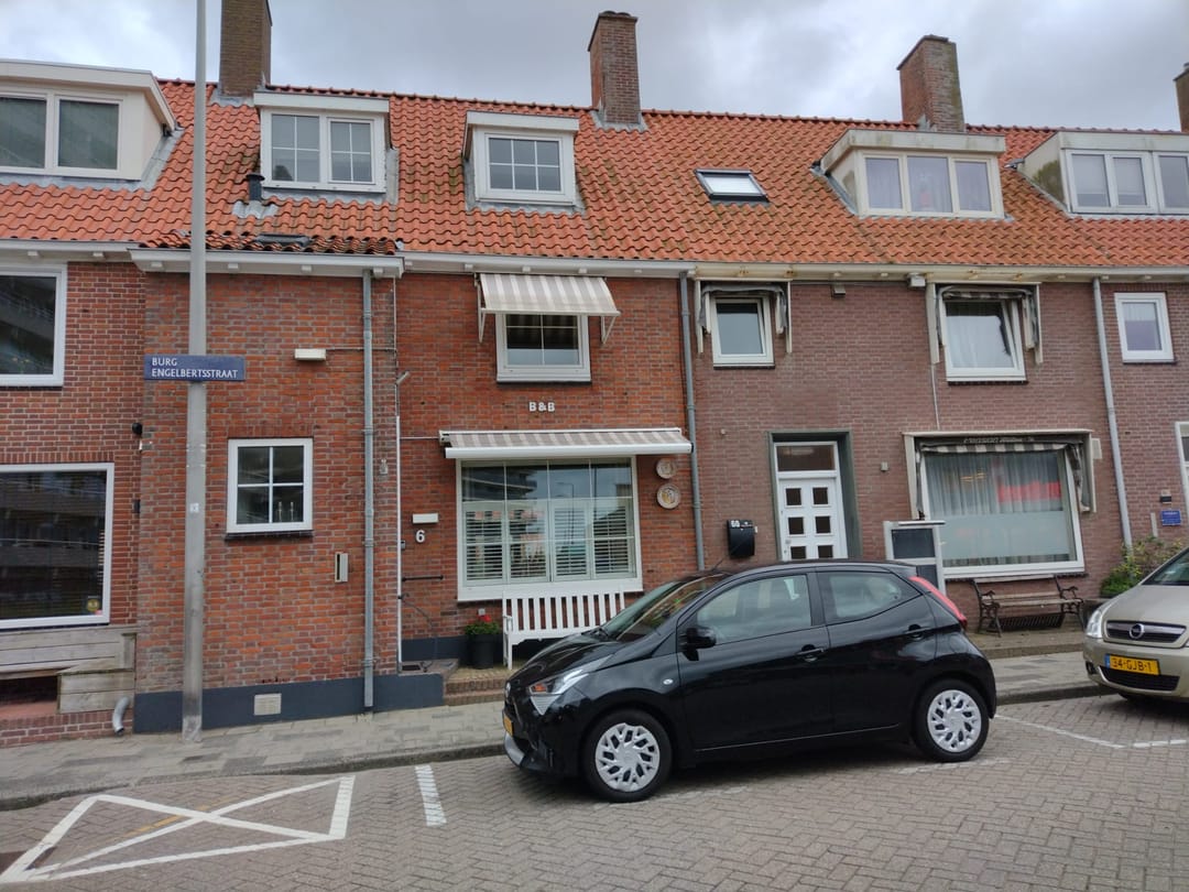 Foto 58 van Burgemeester Engelbertsstraat 62