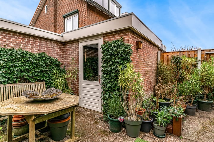 Foto 19 van Van der Leeklaan 26