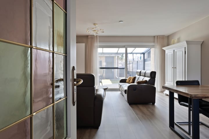 Foto 4 van Prof. Tinbergenlaan 3