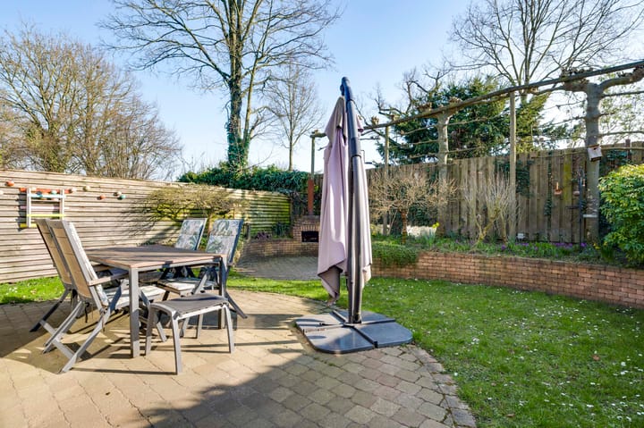 Foto 2 van Leukerhof 21