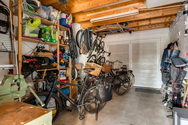 Foto 15 van Leukerhof 21