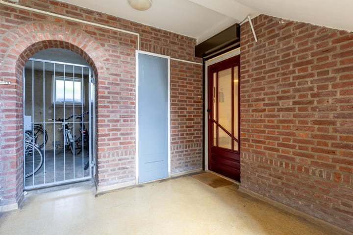 Foto 10 van Planciusplein 10