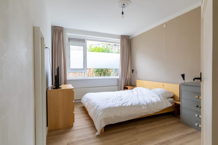 Foto 26 van Planciusplein 10