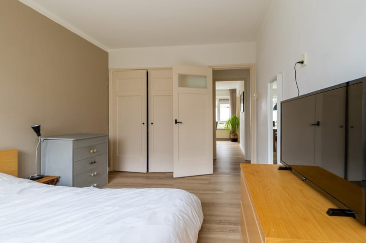 Foto 28 van Planciusplein 10