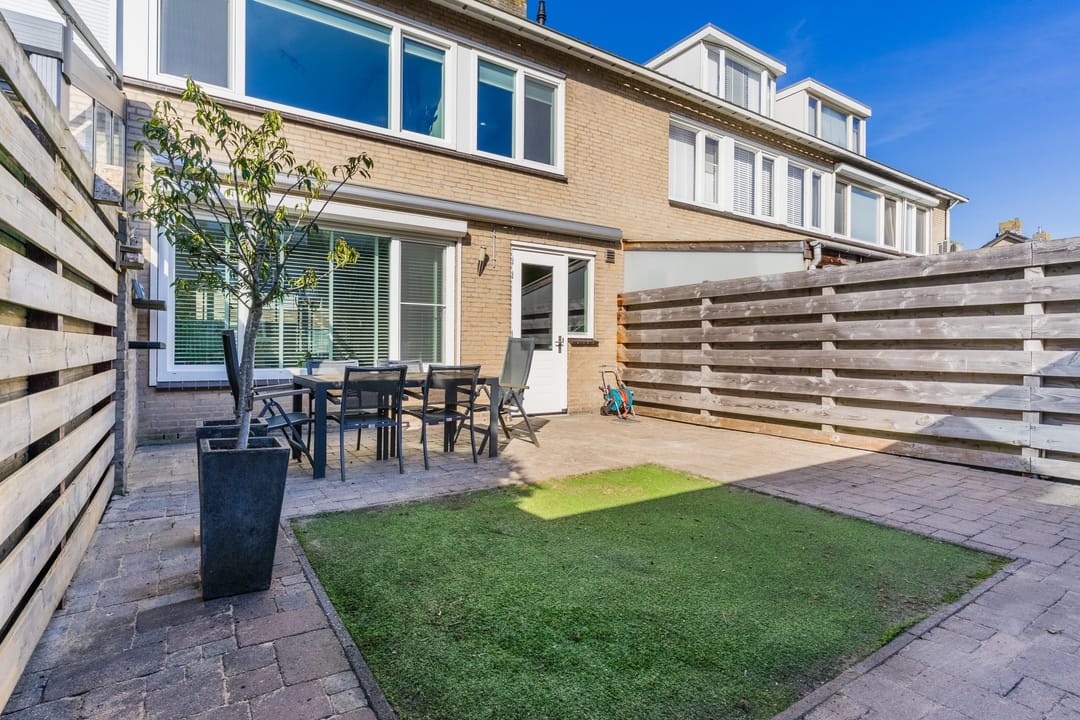 Foto 38 van Vespuccistraat 37