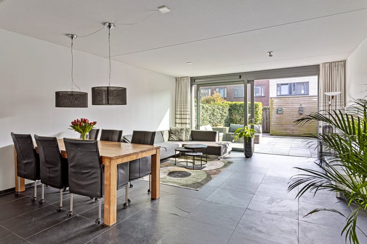 Foto 3 van Burgerwaard 16