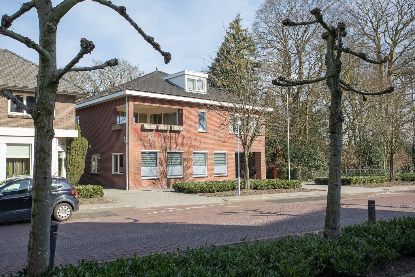 Foto 4 van Burgemeester J.C. van den Bergplein 30