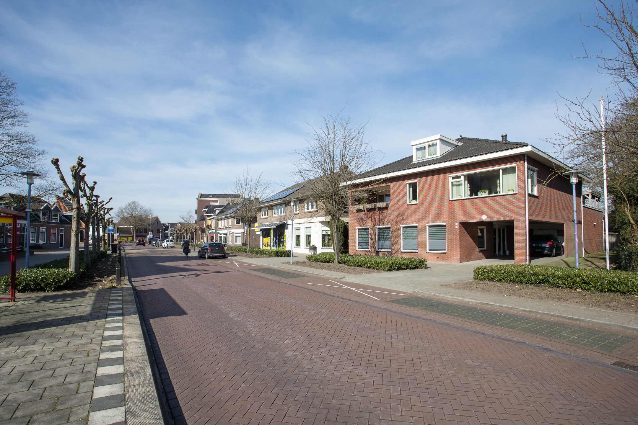 Foto 12 van Burgemeester J.C. van den Bergplein 30