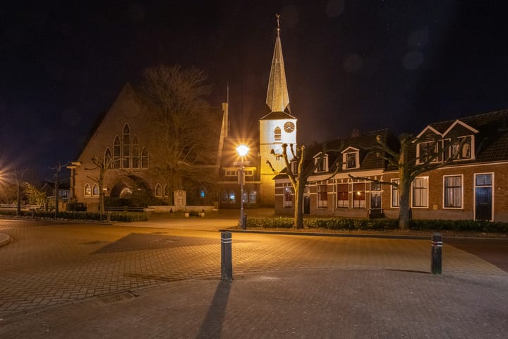 Foto 14 van Burgemeester J.C. van den Bergplein 30