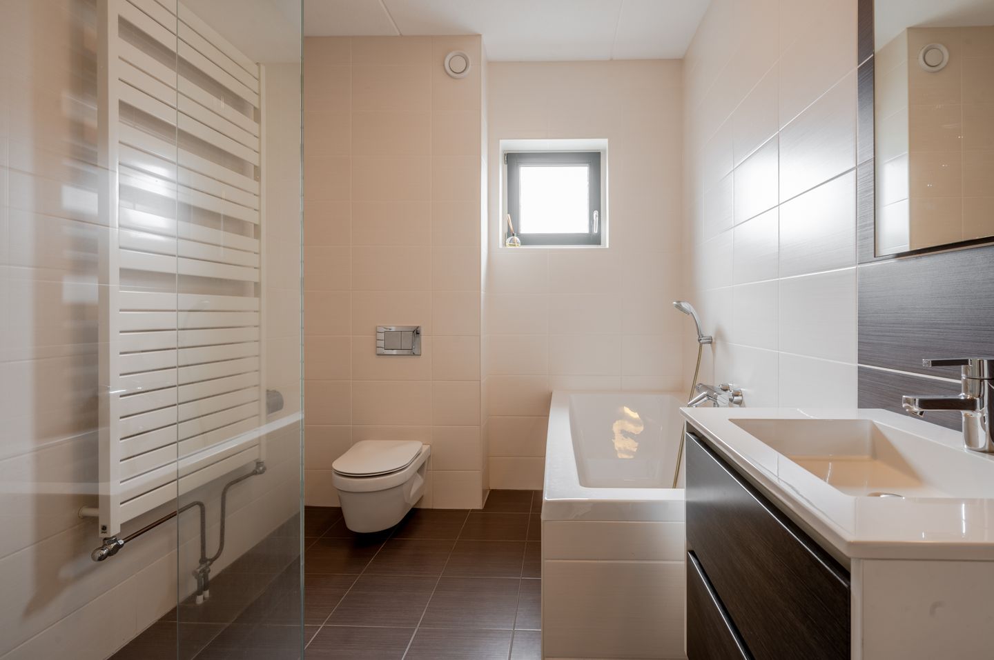 Foto 19 van Nieuwe Grensweg 52