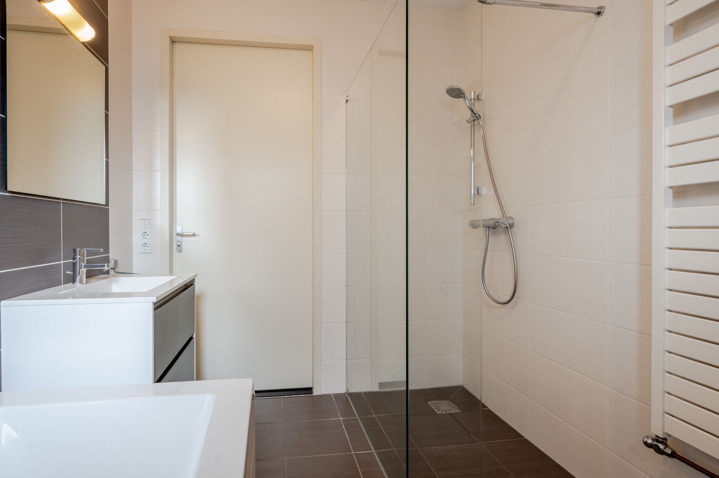 Foto 20 van Nieuwe Grensweg 52