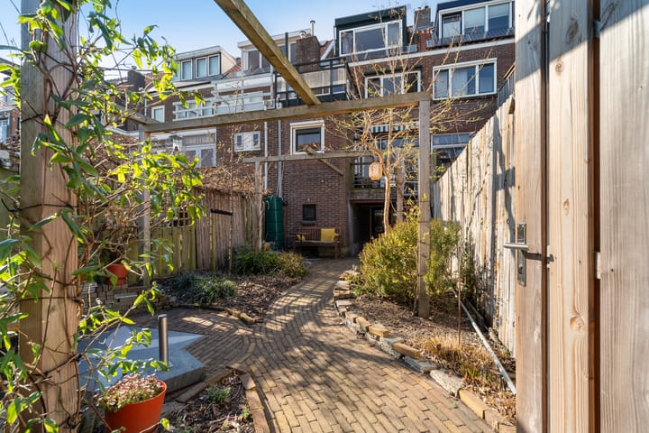 Foto 2 van Ceramstraat 50