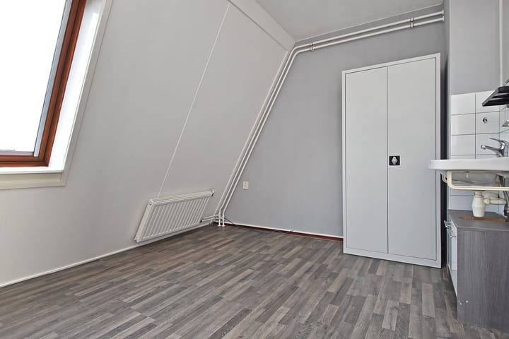 Foto 30 van van Ostade 23