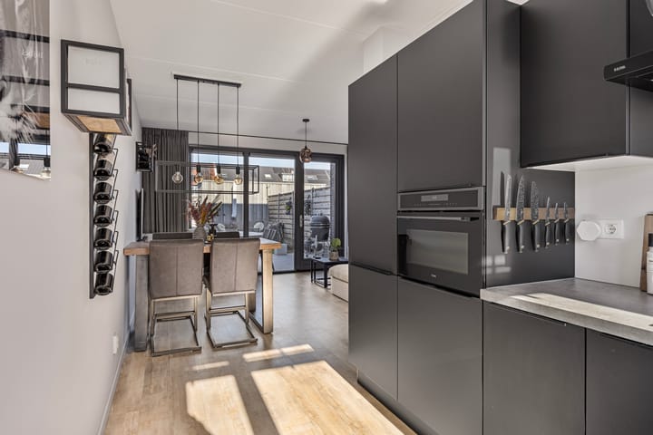 Foto 8 van Vogeltjesmarkt 61