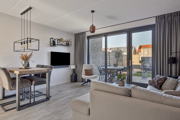 Foto 3 van Vogeltjesmarkt 61