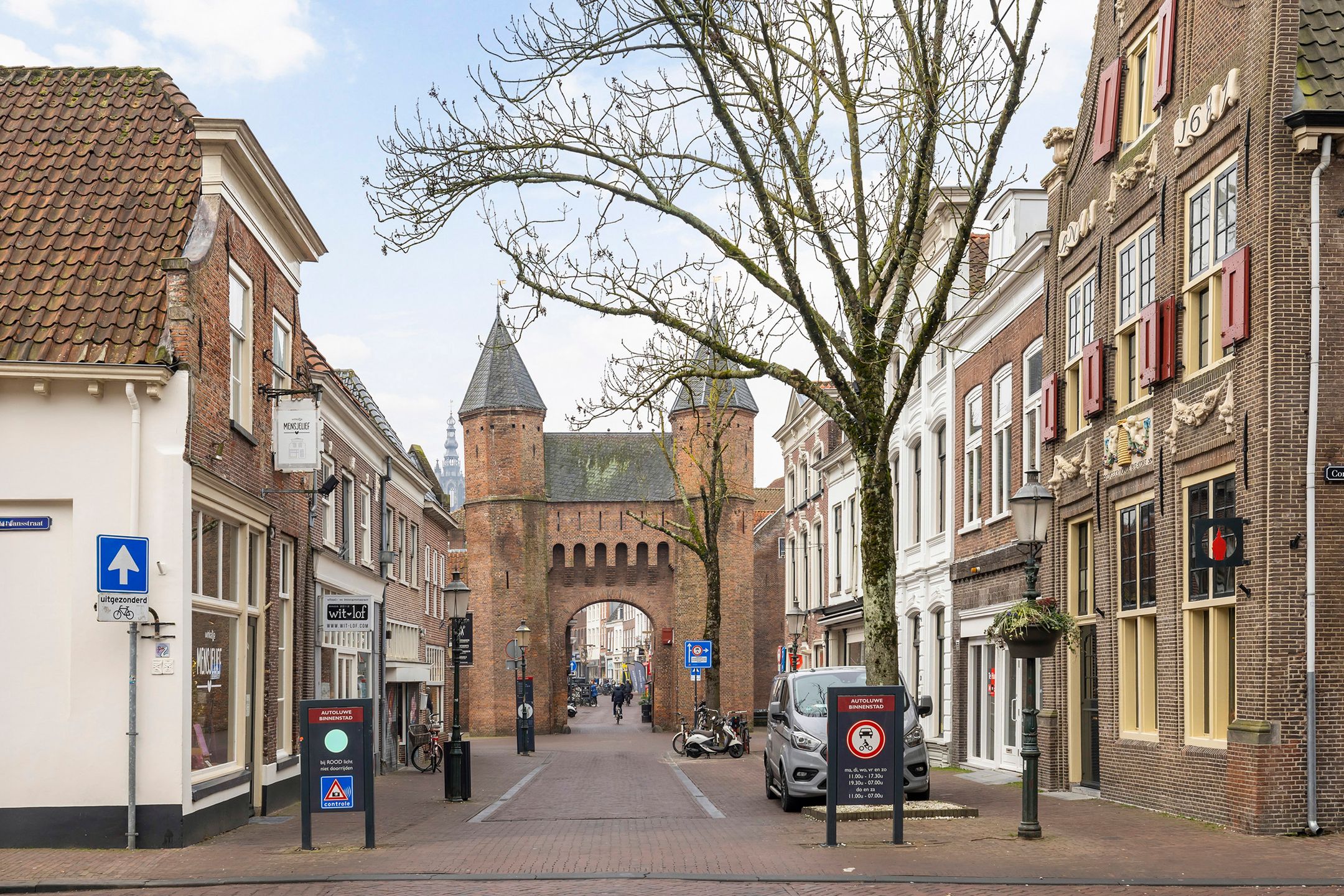 Foto 24 van Graaf Willemlaan 174