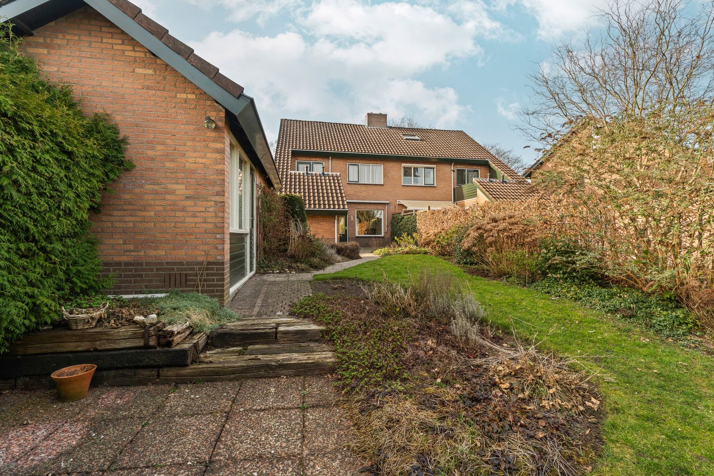 Foto 34 van Treubstraat 12