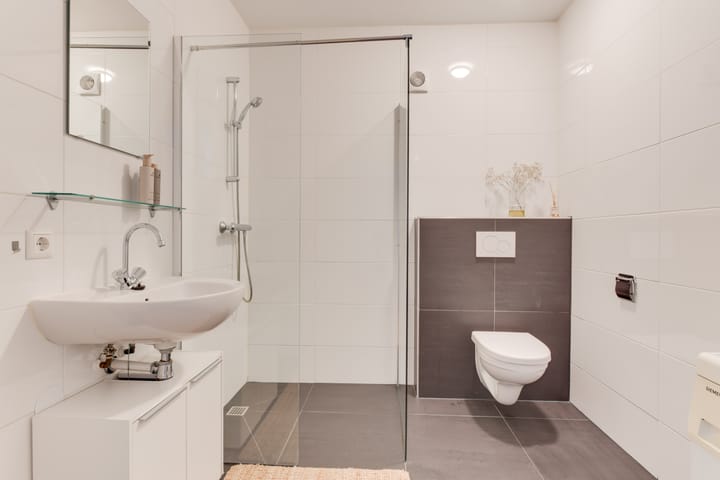 Photo 17 of Dorpsstraat 44