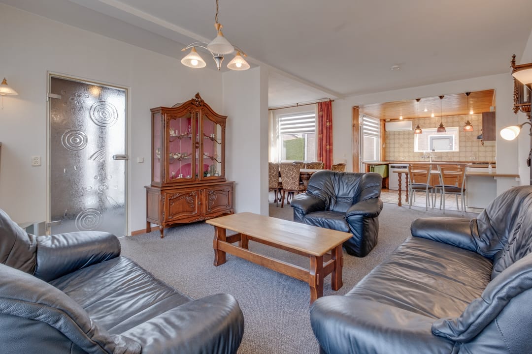 Photo 2 of Schout Boutenstraat 16