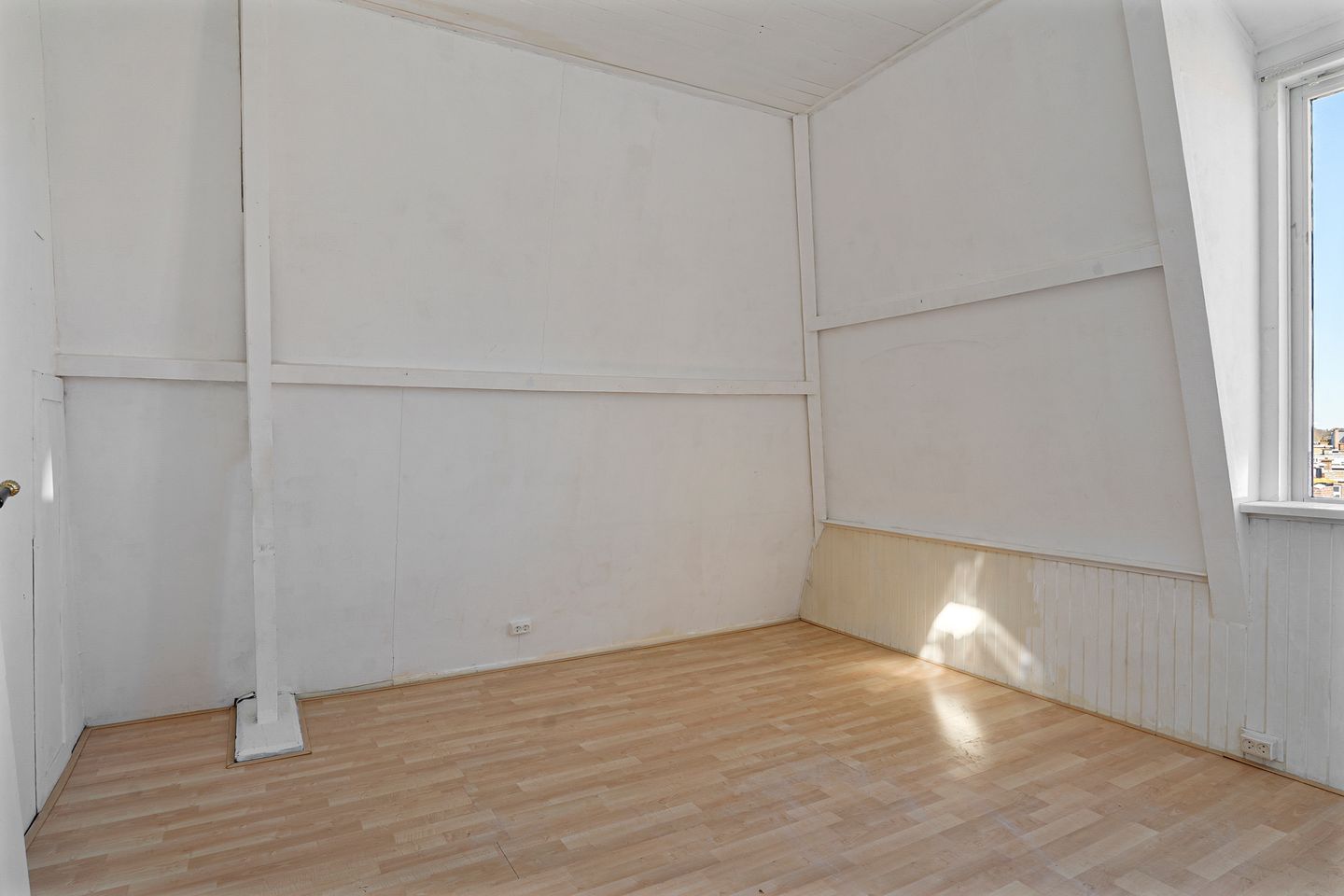 Foto 35 van Hendrik Zwaardecroonstraat 33